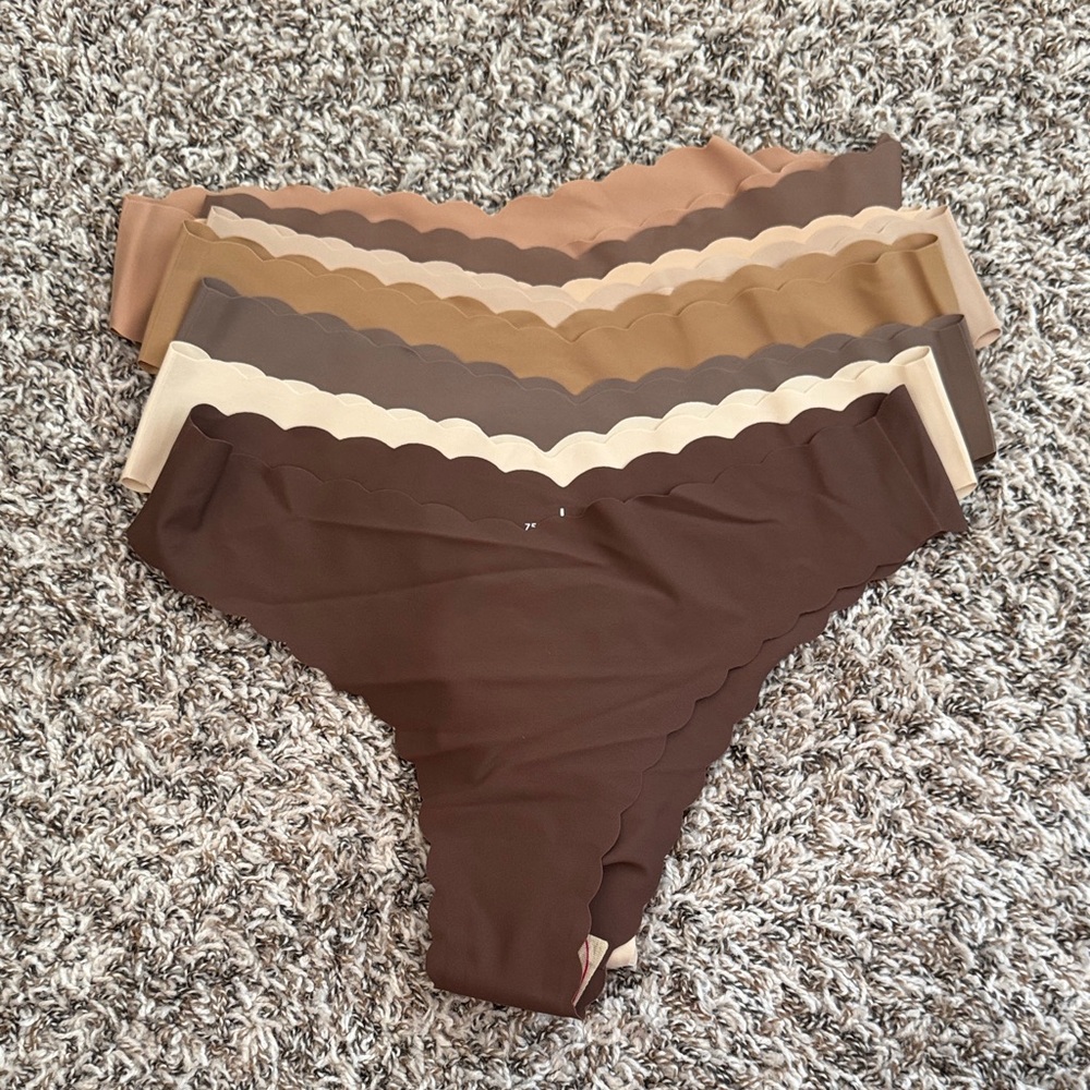 Set of Scalloped Edge Cheeky Panties in Neutral Tones